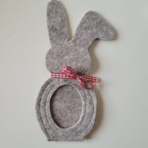 Osterhase mittel